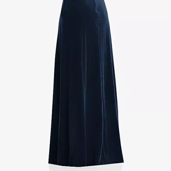 After Six 1551...Off-the-Shoulder Flounce Sleeve Velvet Maxi..Midnight..Size 14 - Picture 4 of 7
